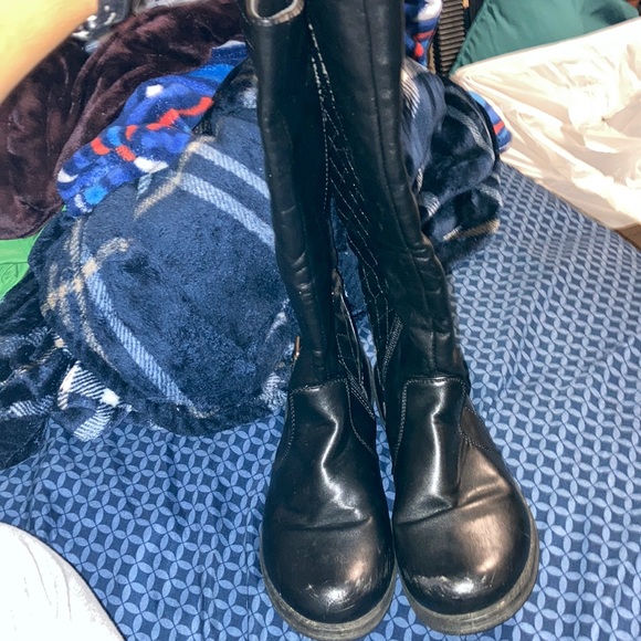 Boots ‼️ - Picture 2 of 4